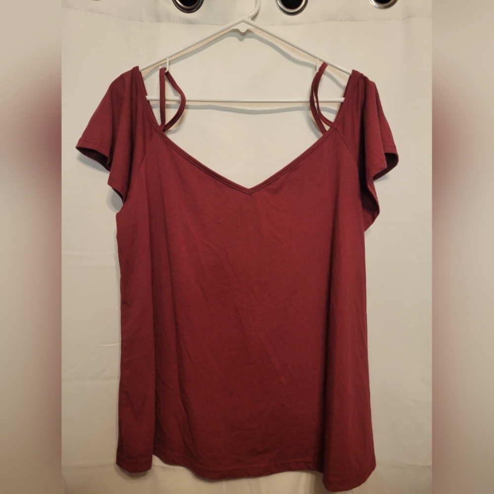 Shein curve 3x off the shoulder burgundy color shirt